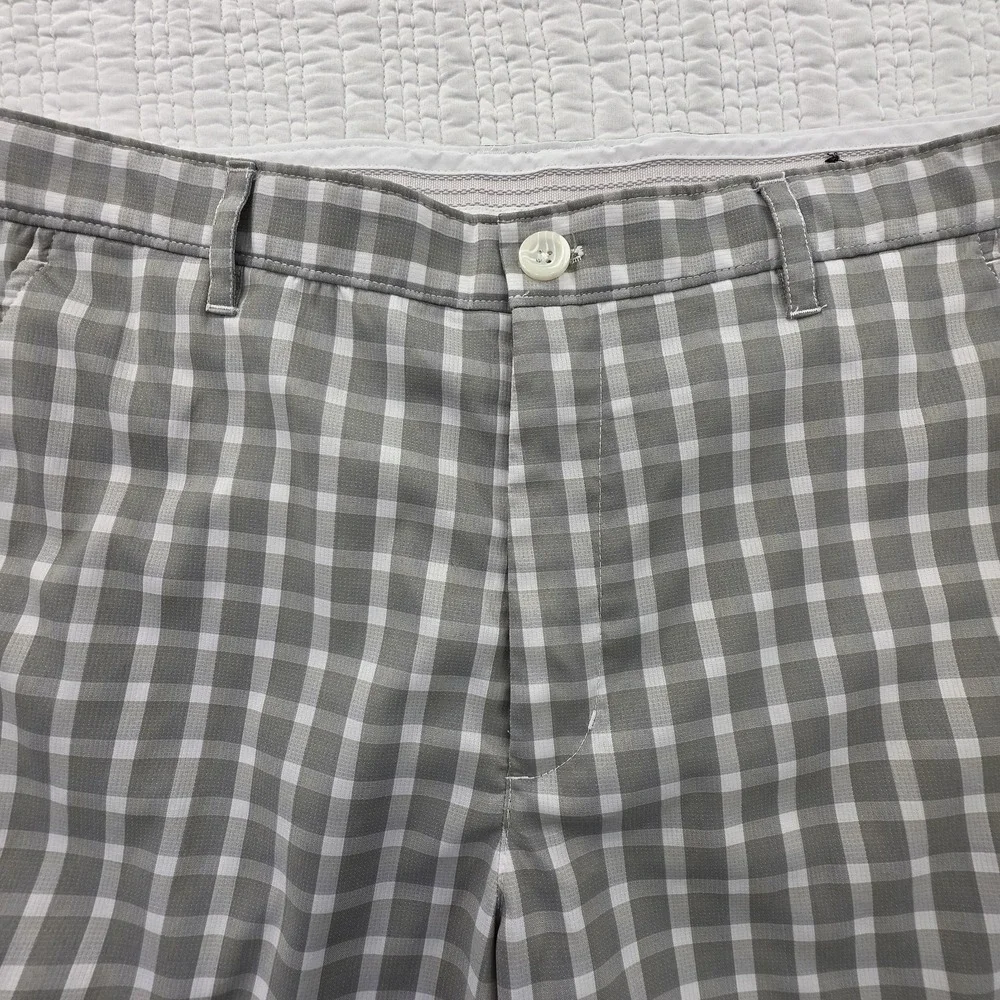 Greg Norman Golf Shorts Men's 34 Grey Checkered Slim Fit 9
